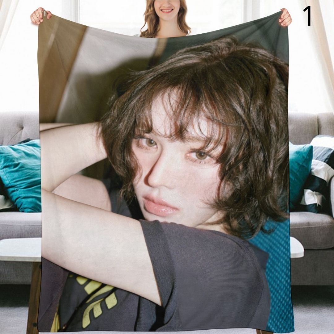 Red Velvet Wendy Blanket, Red Velvet Flannel Throw Blanket, Gifts for ReVeluv