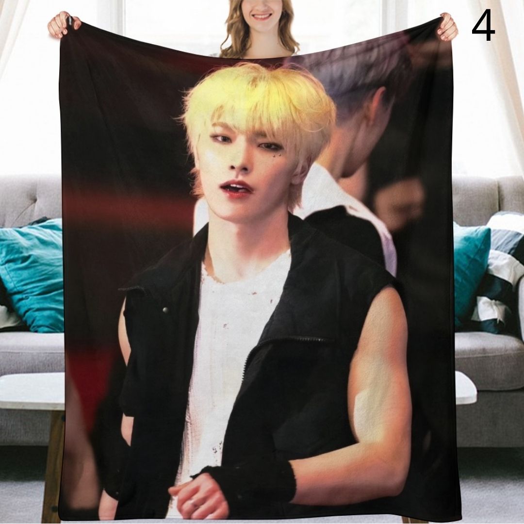 SEVENTEEN Dino Blanket, Seventeen Flannel Throw Blanket, Gifts for Carat