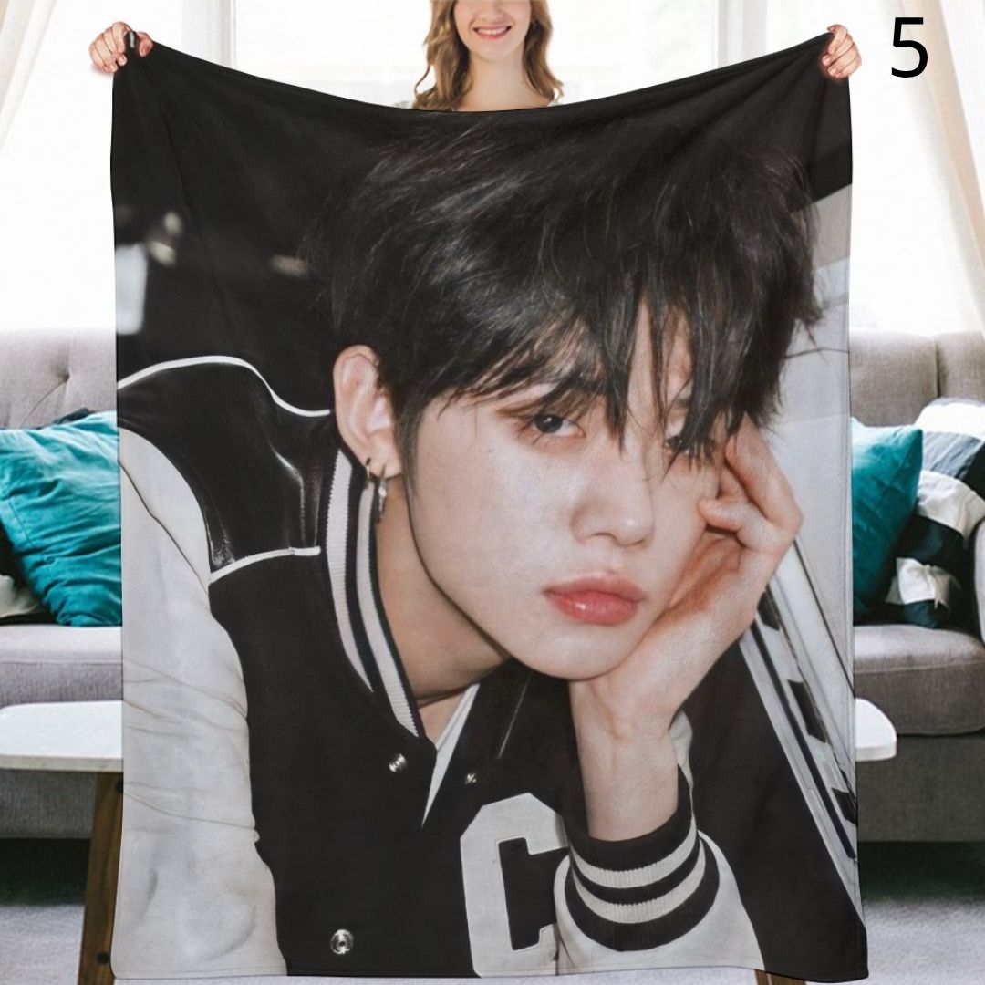 TOMORROW X TOGETHER Yeonjun Blanket, TXT Flannel Throw Blanket, Gifts for MOA