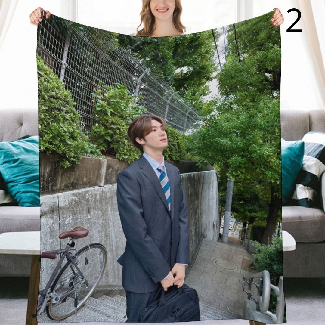TWS Youngjae Blanket, TWS Flannel Throw Blanket, Gifts for 42SAI